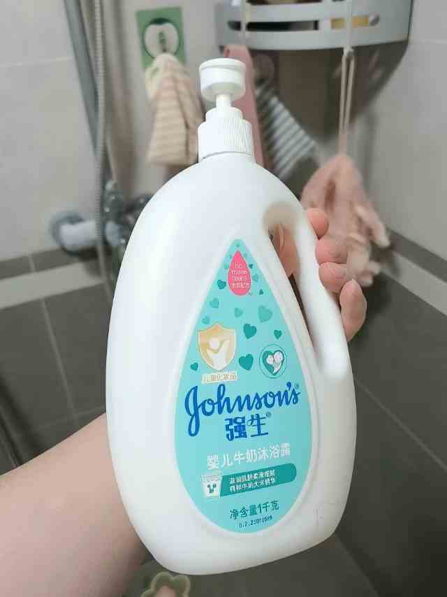 强生 婴儿多肽婴儿牛奶沐浴露 1L，300个月的宝宝也能用-百货之家